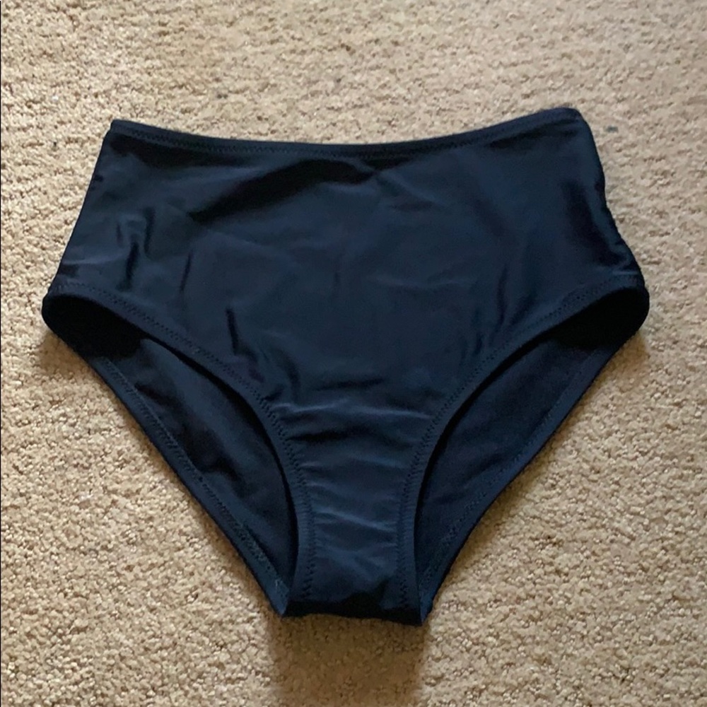 XS full coverage high waisted bottoms